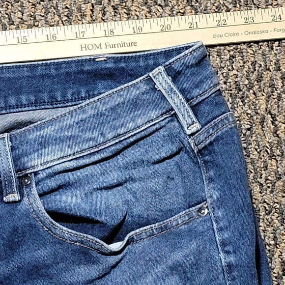 EUC Lane Bryant Hi-Rise Essential Stretch Straight Crop Size 24 - Picture 5 of 16